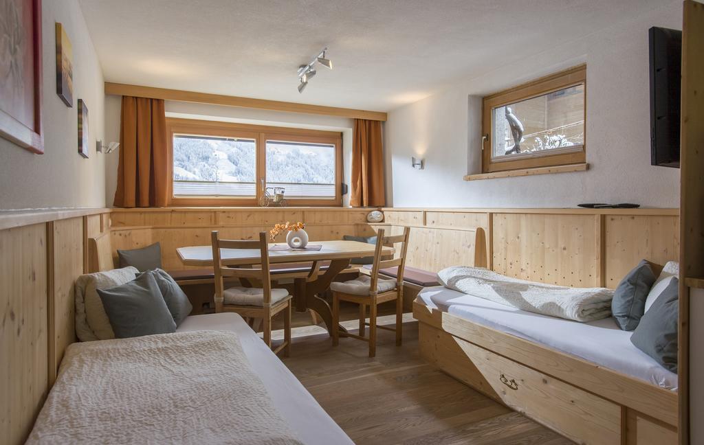 Kashuette Apartamento Hippach Exterior foto